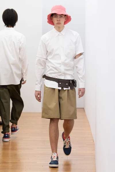 Look 34